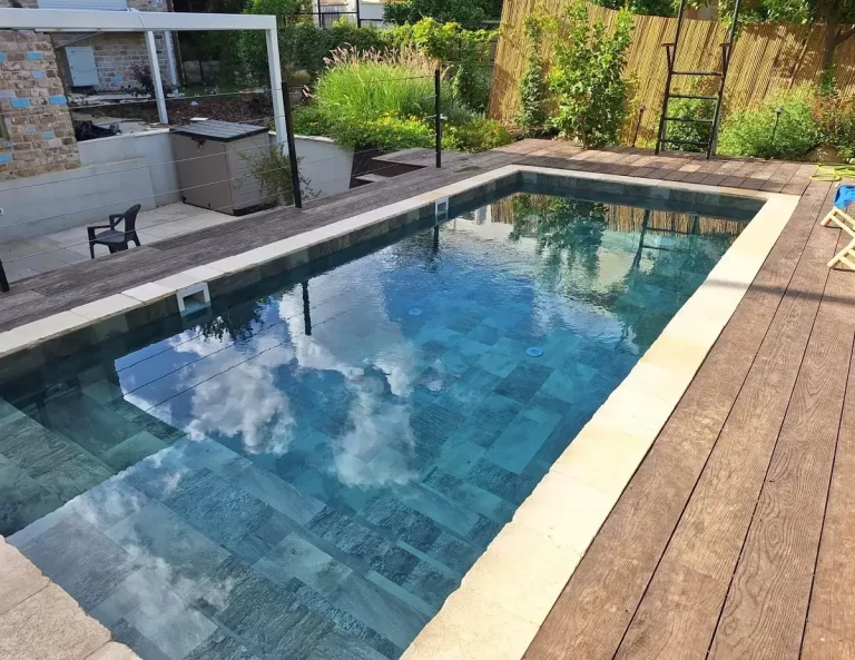 בריכה בקריית טבעון